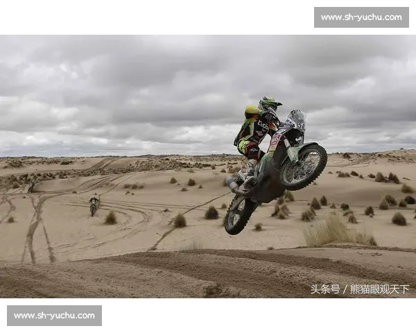 拉力巅峰对决开启，徐俊龙游赛道一马当先