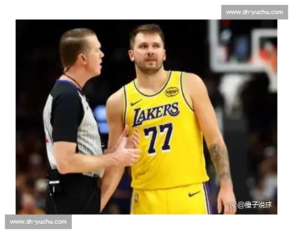 东契奇湖人首胜狂砍 49+11+8!单节 23 分比肩科比 东契奇湖人首胜狂砍 49+11+8!单节 23 分比肩科比